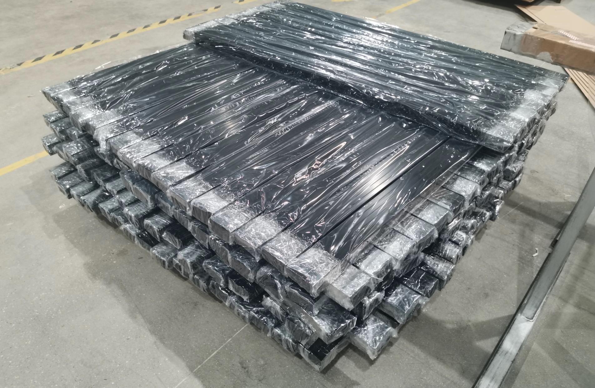 Bundles of Components